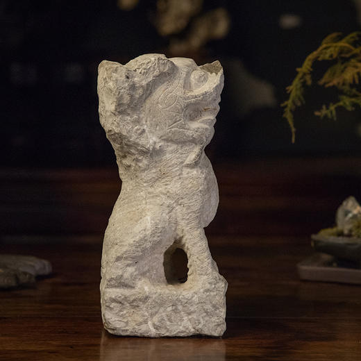 清 石雕狮子案头摆件 商品图0