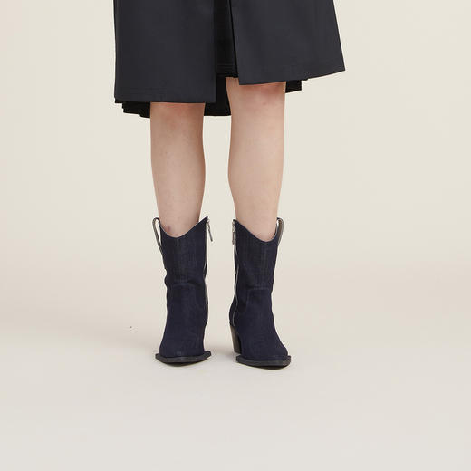 谜底2022秋新品时尚优雅低筒牛仔靴子女士中筒靴223MX1443 商品图1