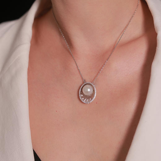 Retro Chic意大利复古时尚首饰 黛安娜白月项链 商品图1