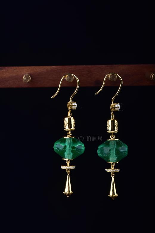 【翠波荡漾】绿琉璃耳坠（单）ZX2208010 商品图1