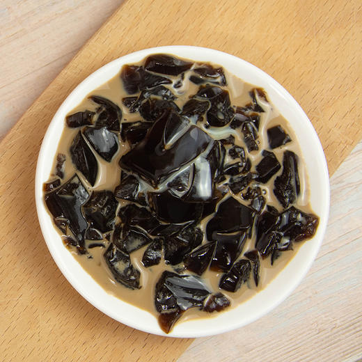 【非遗传承】非遗龟苓膏，中华草龟龟壳熬制，草本萃取，古法熬煮 赠送炼乳和糖料包 一口弹爽滑嫩 商品图3