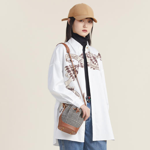 谜底2022秋新品时髦复古拼布水桶包斜跨小包包单肩包女223MQ1421 商品图3