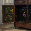 二十世纪 紫檀镶漆地描金浮雕人物故事博古柜（一对） 商品缩略图3
