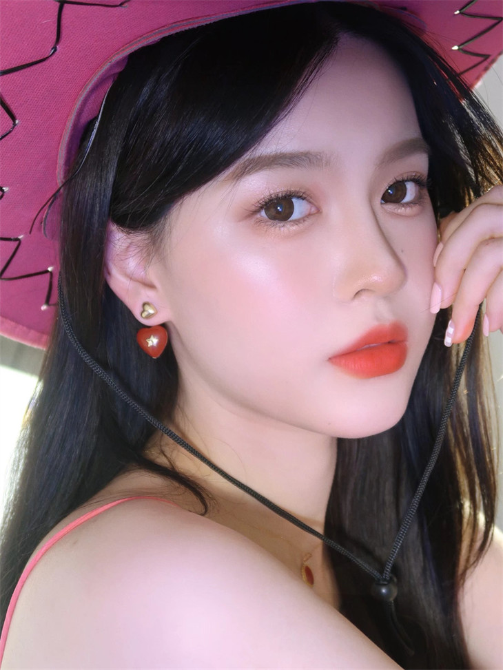 d9bedc866f6780f8053333a21cec421e942c362e