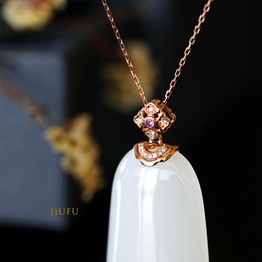 18K玫瑰金和田玉（白玉）镶钻吊坠--循梦而行/弧面牌33*20*6.5mm 商品图1