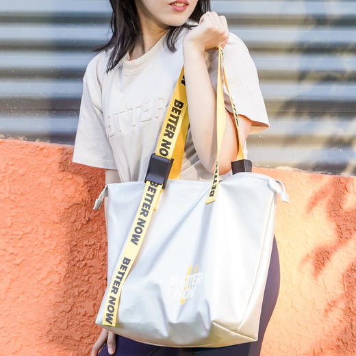 Better Now运动系列手提单肩包 商品图0