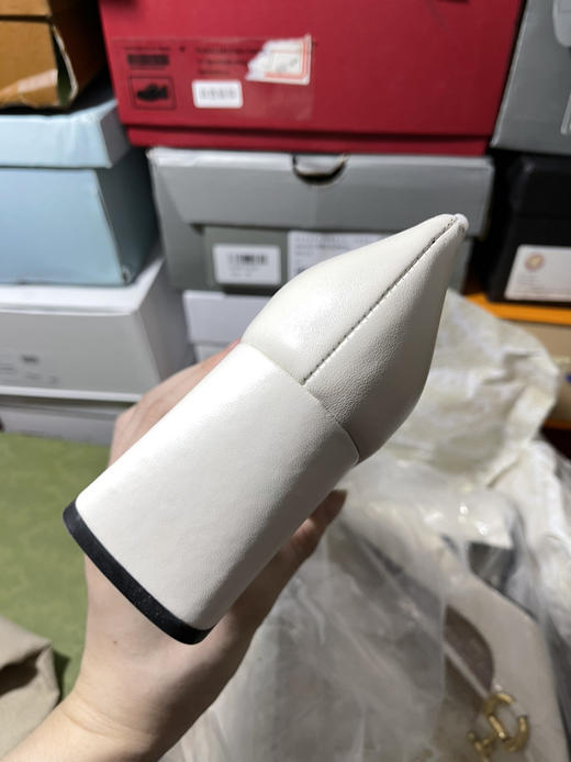 如图36码，孤品清仓特价，真皮+真皮大底～鞋底log氧化不影响，不退换，无包装 商品图2