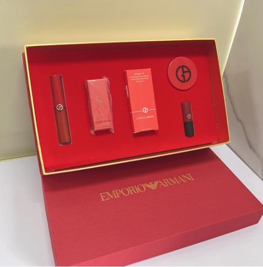 【高端大气上档次】阿玛尼挚爱情人节彩妆礼盒五件套 商品图0