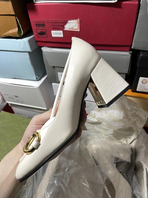 如图36码，孤品清仓特价，真皮+真皮大底～鞋底log氧化不影响，不退换，无包装 商品图3