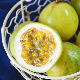 『钦蜜9号黄金百香果』纯甜风味，香气浓郁，不加蜂蜜直接吃