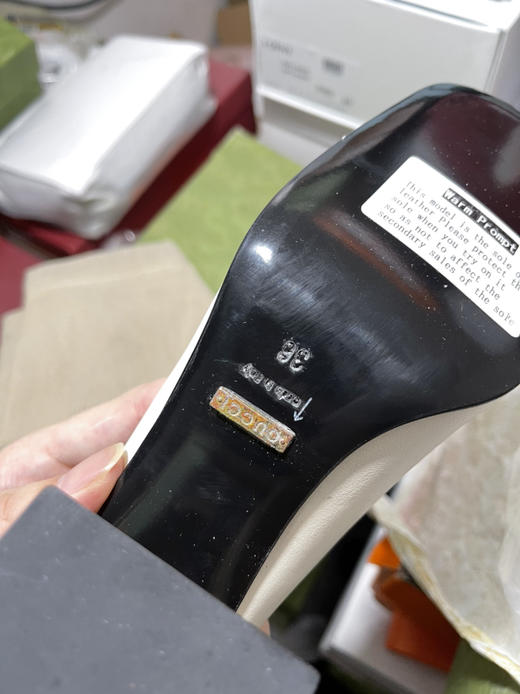 如图36码，孤品清仓特价，真皮+真皮大底～鞋底log氧化不影响，不退换，无包装 商品图6