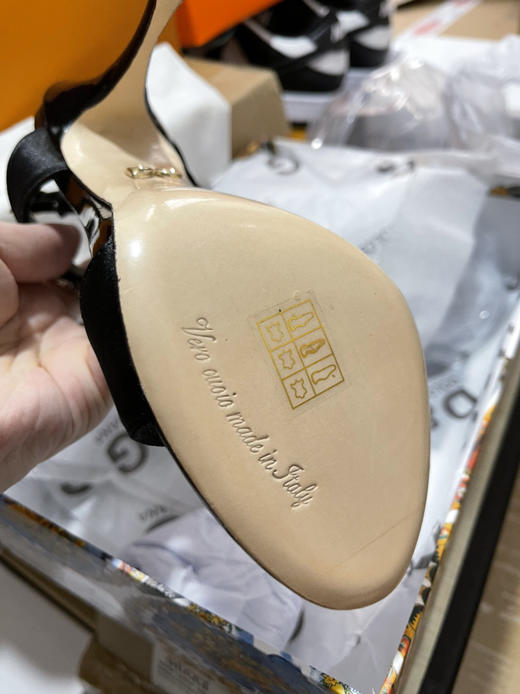 如图36码，性感高跟👠，孤品清仓特价，真皮+真皮大底～不退换，无包装 商品图7