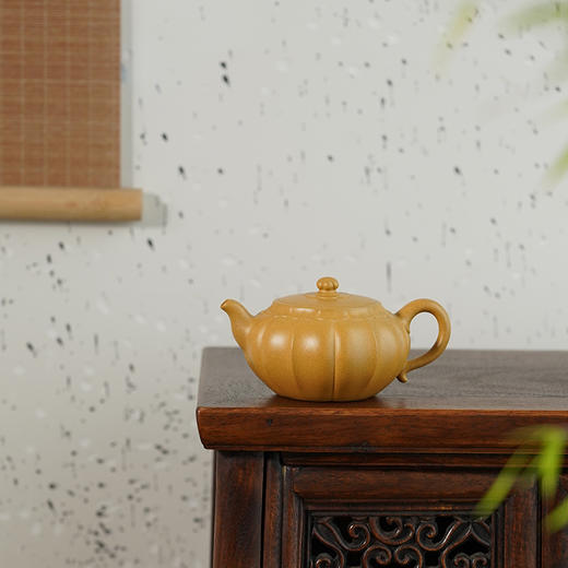 龙德堂陶艺 汤宣武《莲花芙蓉》原矿黄金段 240 cc 商品图0