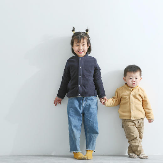 【摇粒绒儿童夹克】儿童春秋外套摇粒绒卫衣家居服纯色男女同款儿童夹克 商品图1