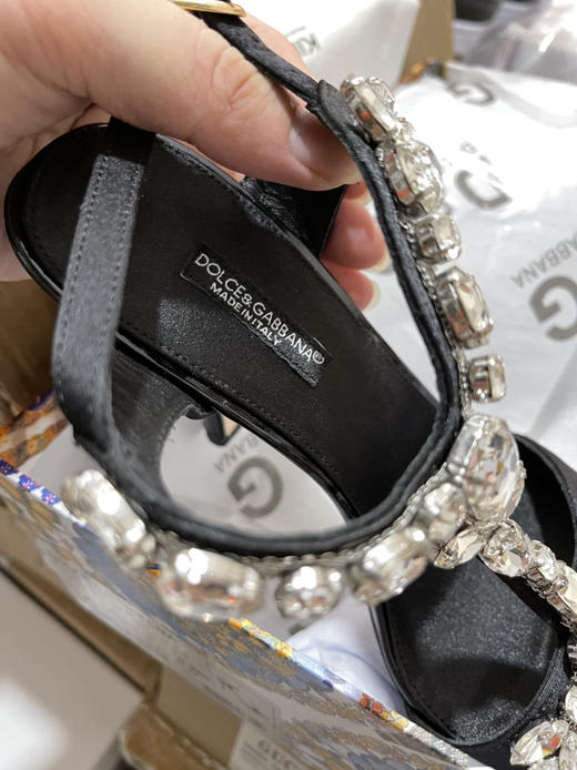 如图36码，性感高跟👠，孤品清仓特价，真皮+真皮大底～不退换，无包装 商品图3