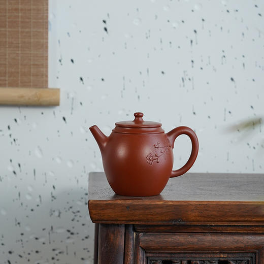 龙德堂陶艺 汤宣武《十二月花神·姹紫嫣红（五月石榴花）》原矿大红袍 220cc 商品图0