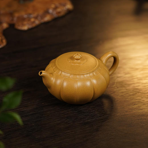 龙德堂陶艺 汤宣武《莲花芙蓉》原矿黄金段 240 cc 商品图2