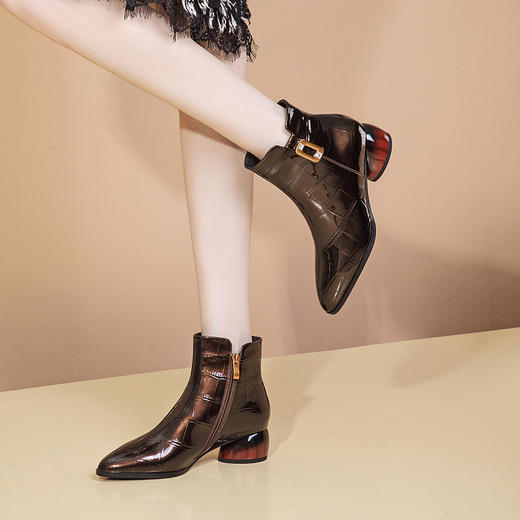 时尚百搭，亮面真皮粗跟短靴DP-6263 商品图2