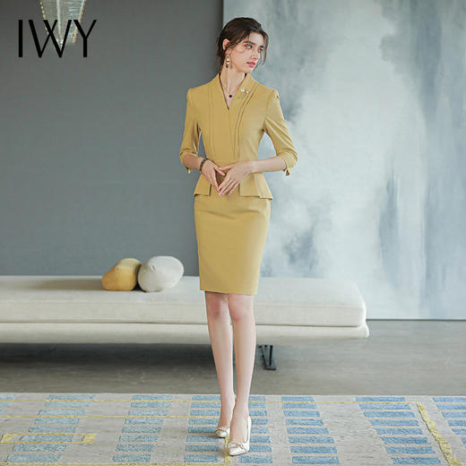 IWY/黄色知性OL纯色办公职业连衣裙女五分袖新款简约浅黄修身短袖裙子 Q749-Y 商品图1
