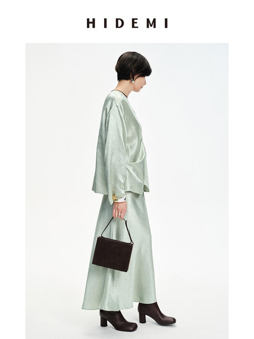 HIDEMI冷杉绿褶皱醋酸设计感镶边套装 上⾐/半身裙 商品图9