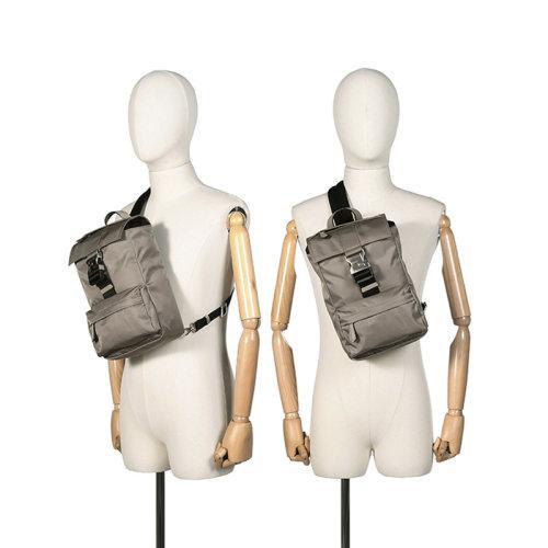 FENDI/芬迪【22春夏新款】男士织物Fendiness手提单肩斜挎包胸包小号 7VZ067 AGQT 商品图4