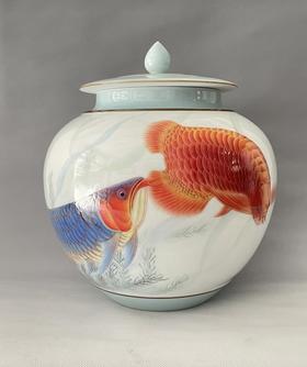 珐琅彩茶叶罐《龙翔浅底》