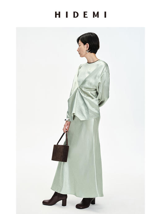 HIDEMI冷杉绿褶皱醋酸设计感镶边套装 上⾐/半身裙 商品图10