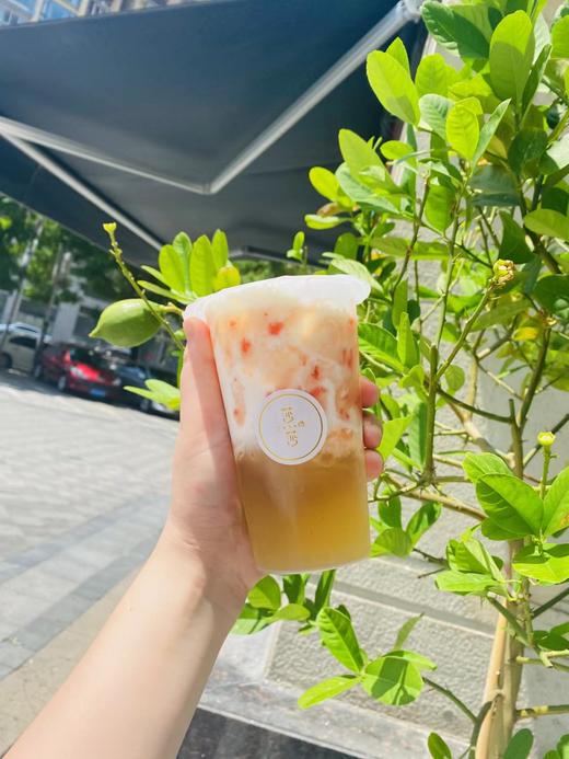 草莓牛乳茶- 商品图0