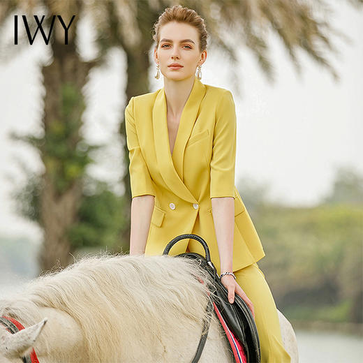 IWY/黄色气质时尚职业套装女新款五分袖薄款短袖显瘦小西装OLCP9175 商品图3