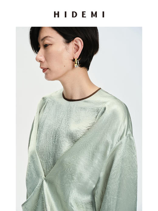 HIDEMI冷杉绿褶皱醋酸设计感镶边套装 上⾐/半身裙 商品图7