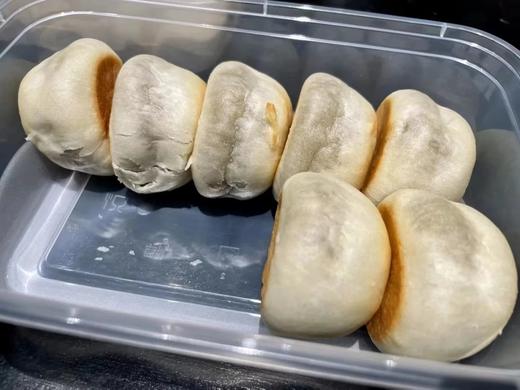 29.8元2盒，味道超绝【手工老式冰皮绿豆糕】传统手工擀皮，健康天然海藻糖！皮薄馅多！口感软糯  吃一口就停不下来 商品图4