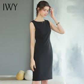 IWY/黑色西装连衣裙女2022夏新款气质显瘦大牌高级感通勤职业套裙Q736-B