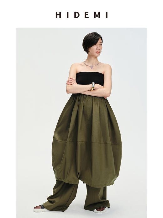 HIDEMI简约设计感弹⼒针织拼接多穿式蓬蓬裙摆茧型裙
⿊⾊/军绿⾊ 商品图4
