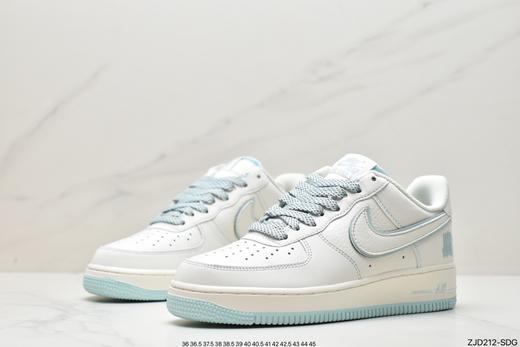 耐克Nike Air Force1空军一号休闲运动板鞋DJ3911-101男女鞋 商品图3