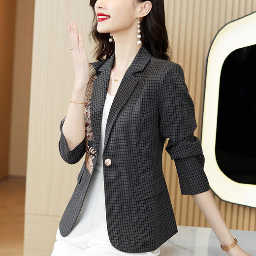 MZ804066  小西装外套女秋装2022年新款设计感复古格子刺绣修身休闲西服上衣 商品图4