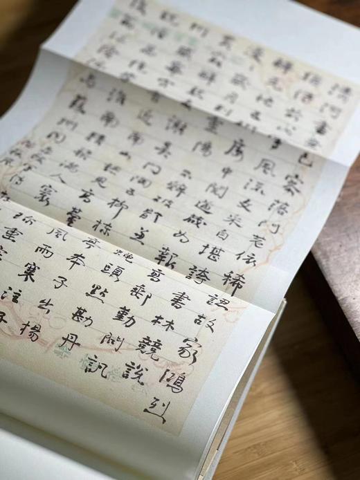 重磅推荐：《心太平盦古籍书影》

《心太平盦古籍书影：黄永年先生收藏精粹》，黄寿成 编著，裸脊，小16开，布面精装，约650页，华东师范大学出版社2022年1月一版一印。定价582，售价436 商品图3