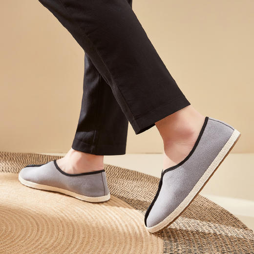 布语堂 老布系列老布鞋 禅意黑色刺绣款（男女同款） 非遗本草手工布鞋 （男女同款） 老北京老布鞋 中国风 商品图9