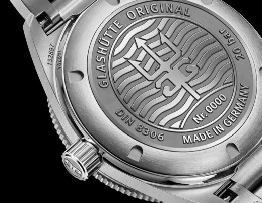 格拉苏蒂原创 （Glashütte Original）开拓系列 SeaQ 腕表 1-39-11-06-80-33(折叠扣) 商品图1