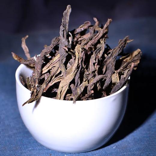 【内部老客回馈】《2022年冰岛》【单叶黑条】普洱茶里面的【软黄金】，真冰岛古树口感，稀缺且纯正的福利茶！限量秒杀！内部福利价：99元/1000g 商品图0