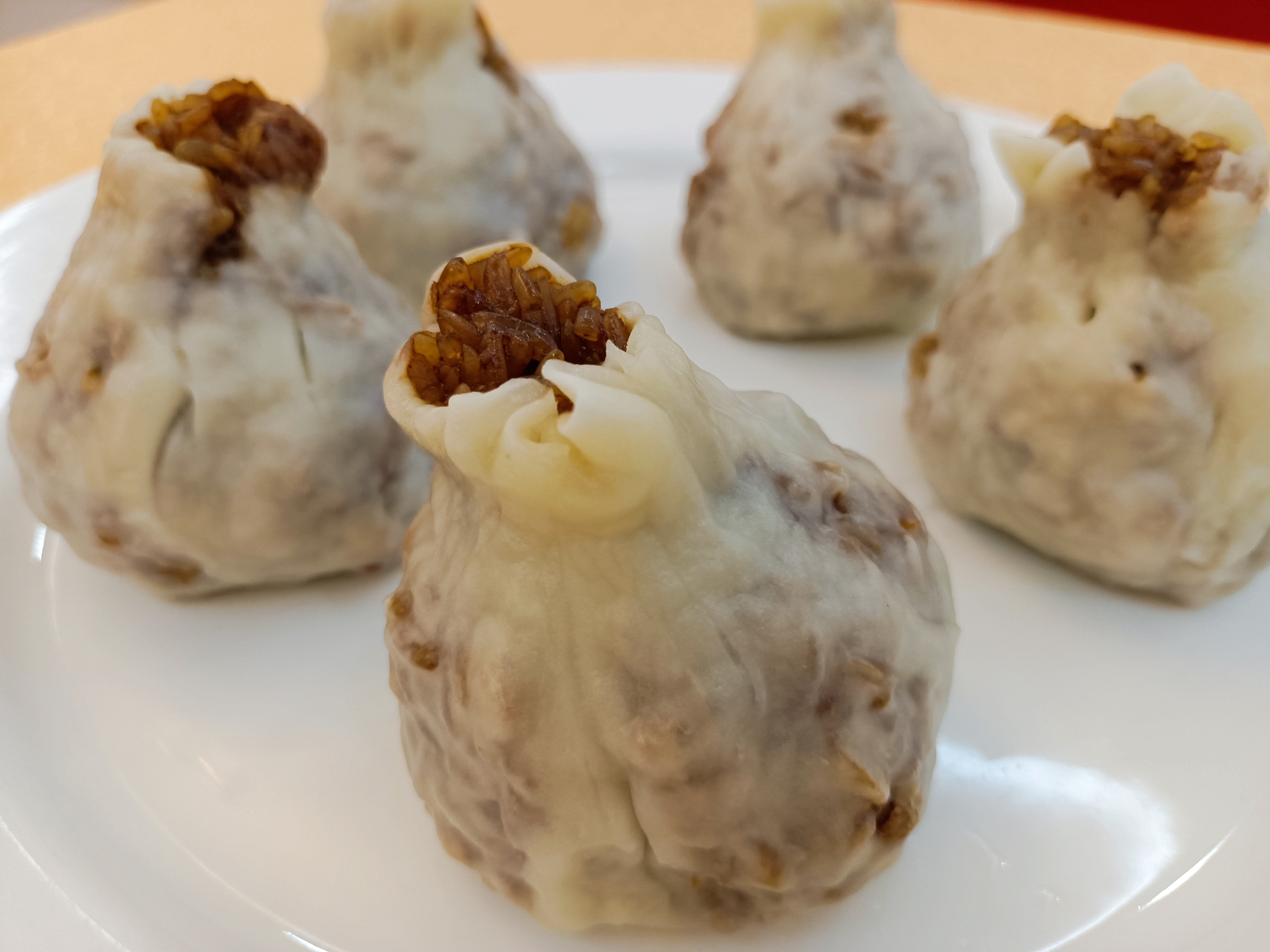 【宾馆阳光早餐  烧麦 】