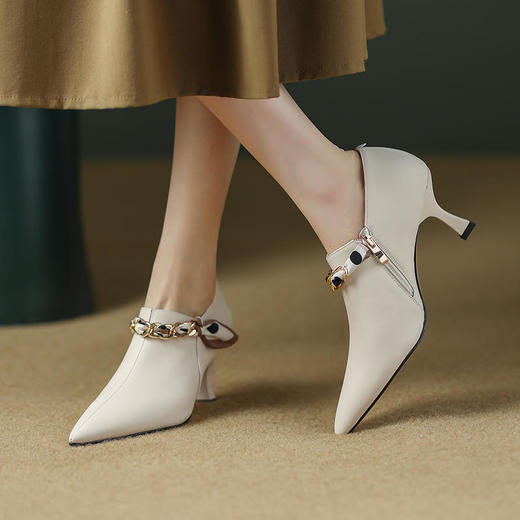 尖头细跟，丝带深口女鞋 DB-M5359 商品图4