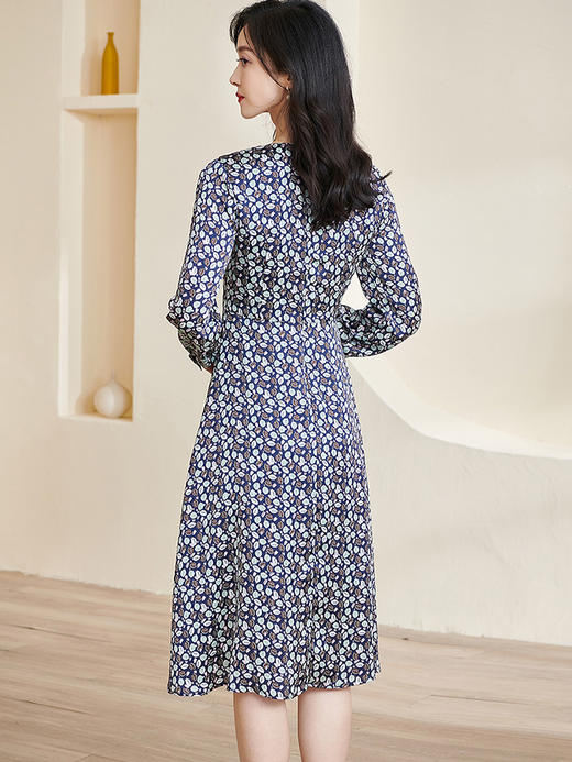 剩S/M/L/XL 米思阳2026春季新款优雅精致耐看小碎花连衣裙高腰显瘦大摆裙2289 商品图2