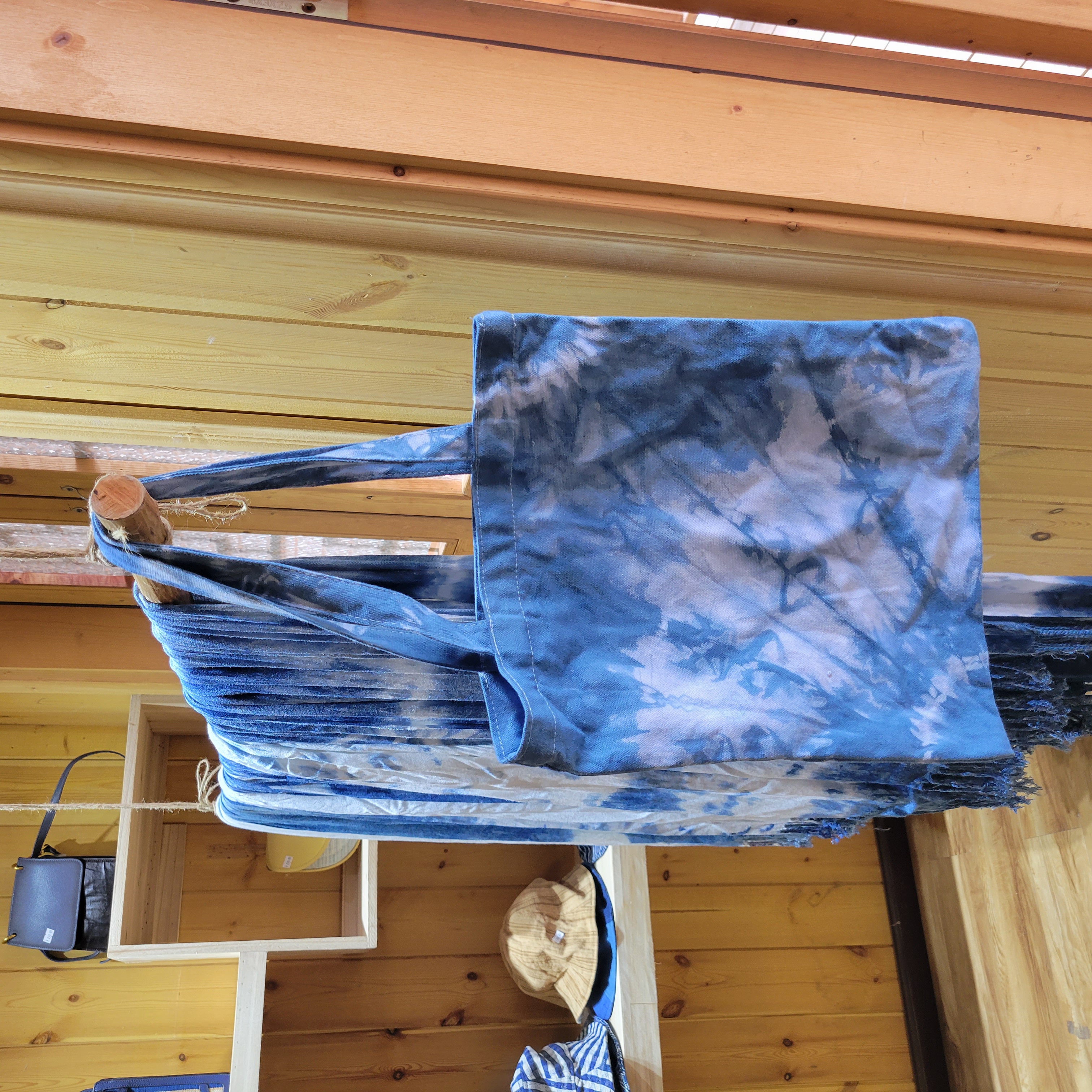 【榕江 · 扎染手提包】民族风手工制作单肩包植物蓝染包