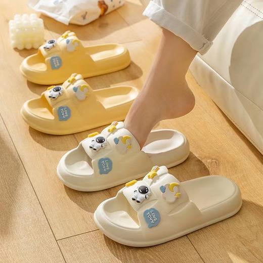 【3D立体卡通鞋面】踩屎感宇航员卡通拖鞋女夏季厚底超软外穿时尚防滑凉拖鞋。ry 商品图0