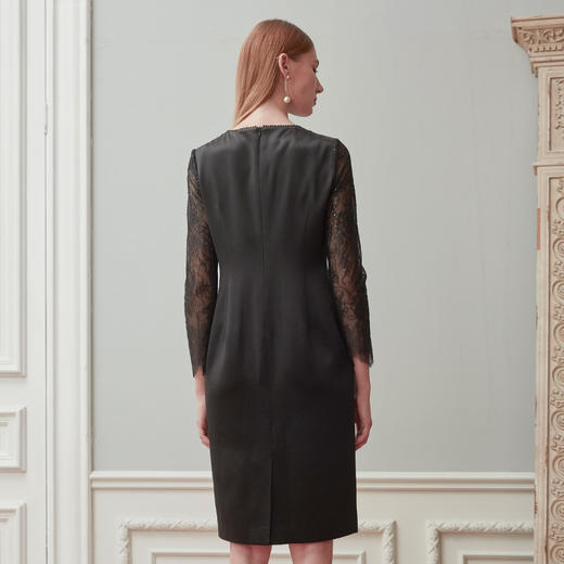 QE86B斯尔丽瑟俪2021年春季新品彩色大羽毛连衣裙 商品图1