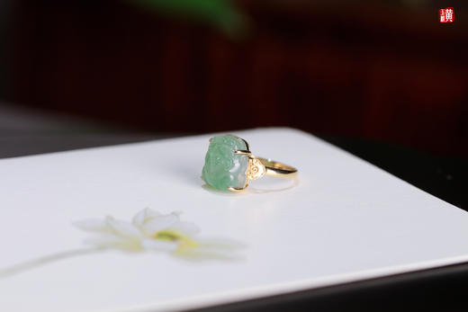 天然翡翠【貔貅】戒指    镶嵌：18K金镶 商品图1