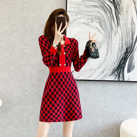 XCFS8760新款时尚名媛气质小香风中长款经典格子针织连衣裙