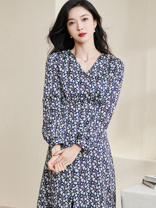 剩S/M/L/XL 米思阳2026春季新款优雅精致耐看小碎花连衣裙高腰显瘦大摆裙2289 商品图1