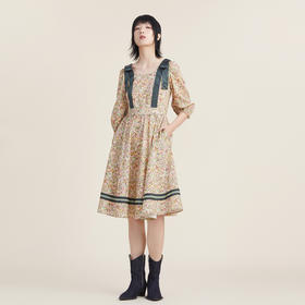 谜底小碎花纯棉连衣裙2022秋复古收腰显瘦灯笼袖中长裙223ML1182