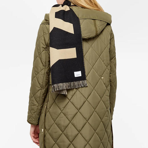 【四】BURBERRY 巴宝莉 男女通用字母徽标羊毛流苏围巾 混色 8057147 A7026 商品图2